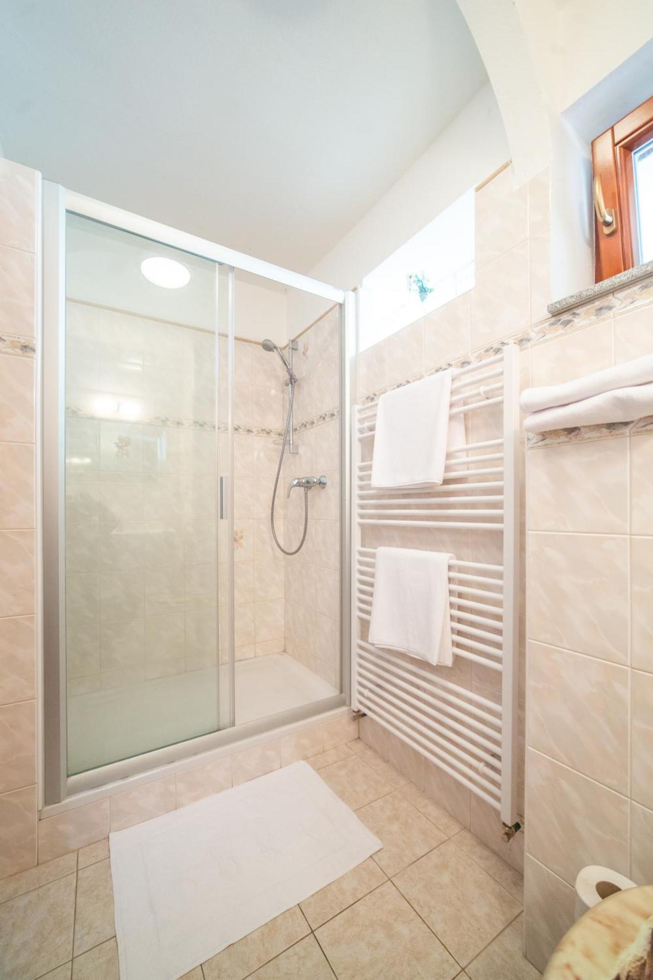 Rezidence Plesivec - Rodinny S 3 Loznicemi * Cesky Krumlov
