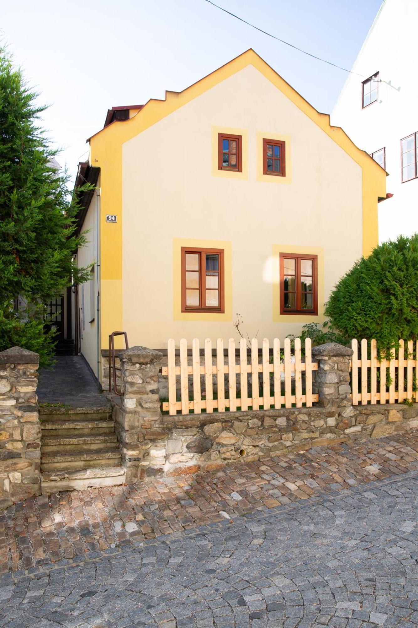 Rezidence Plesivec - Rodinny S 3 Loznicemi